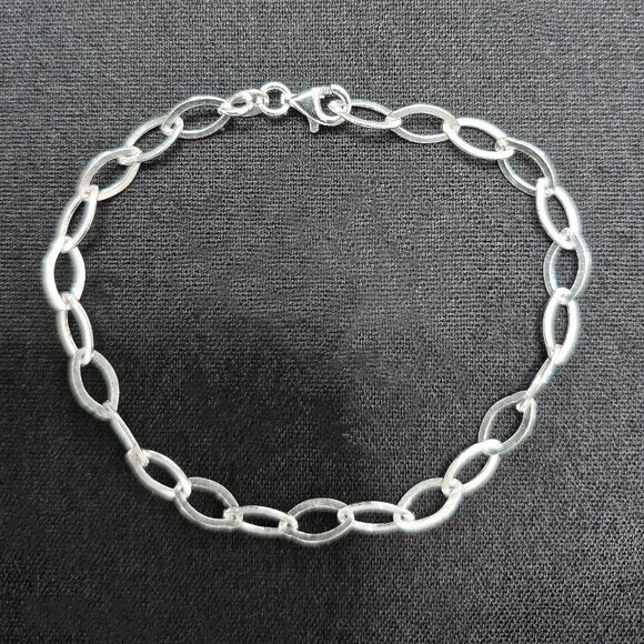 Sterling Silver Dainty Oval Link Bracelet, Real Solid Silver Stamped 925 ITALY - Picture 1 of 6